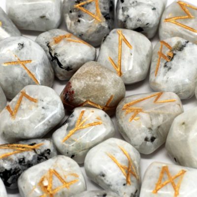 Runes Stone Set in Pouch – Rainbow Moonstone