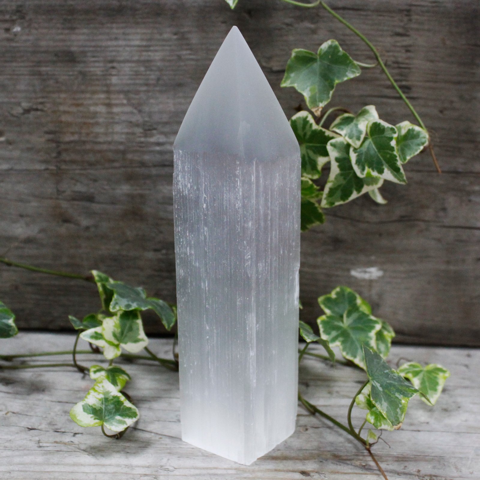 Selenite Pencil Point Tower – 20 cm Selenite Pencil Point Tower – 20 cm