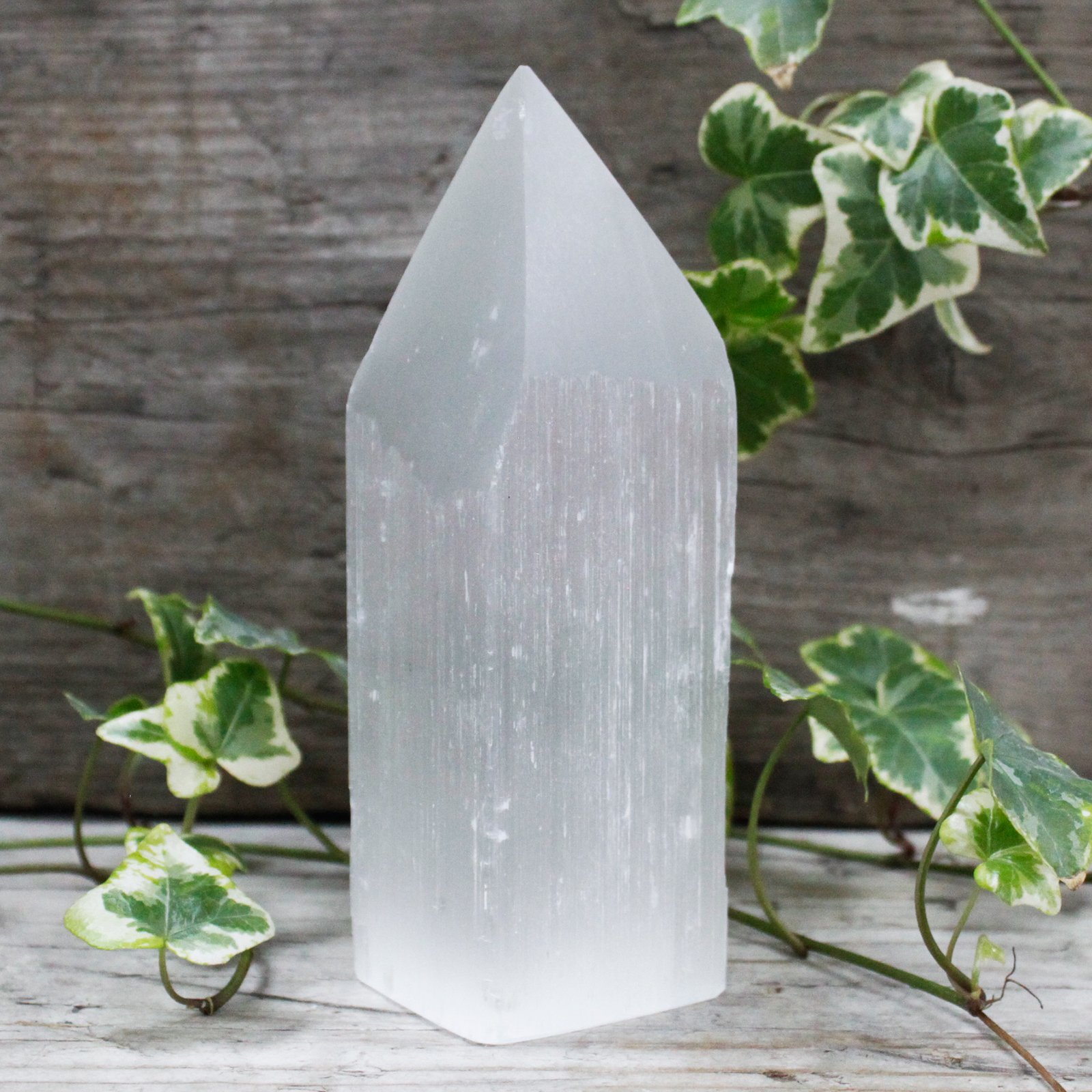 Selenite Pencil Point Tower – 15 cm Selenite Pencil Point Tower – 15 cm