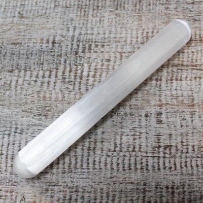 Selenite Wand – 16 cm (Round Both Ends)