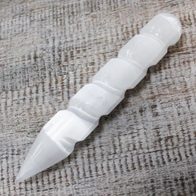 Selenite Spiral Wands – 16 cm (Point One Ends)
