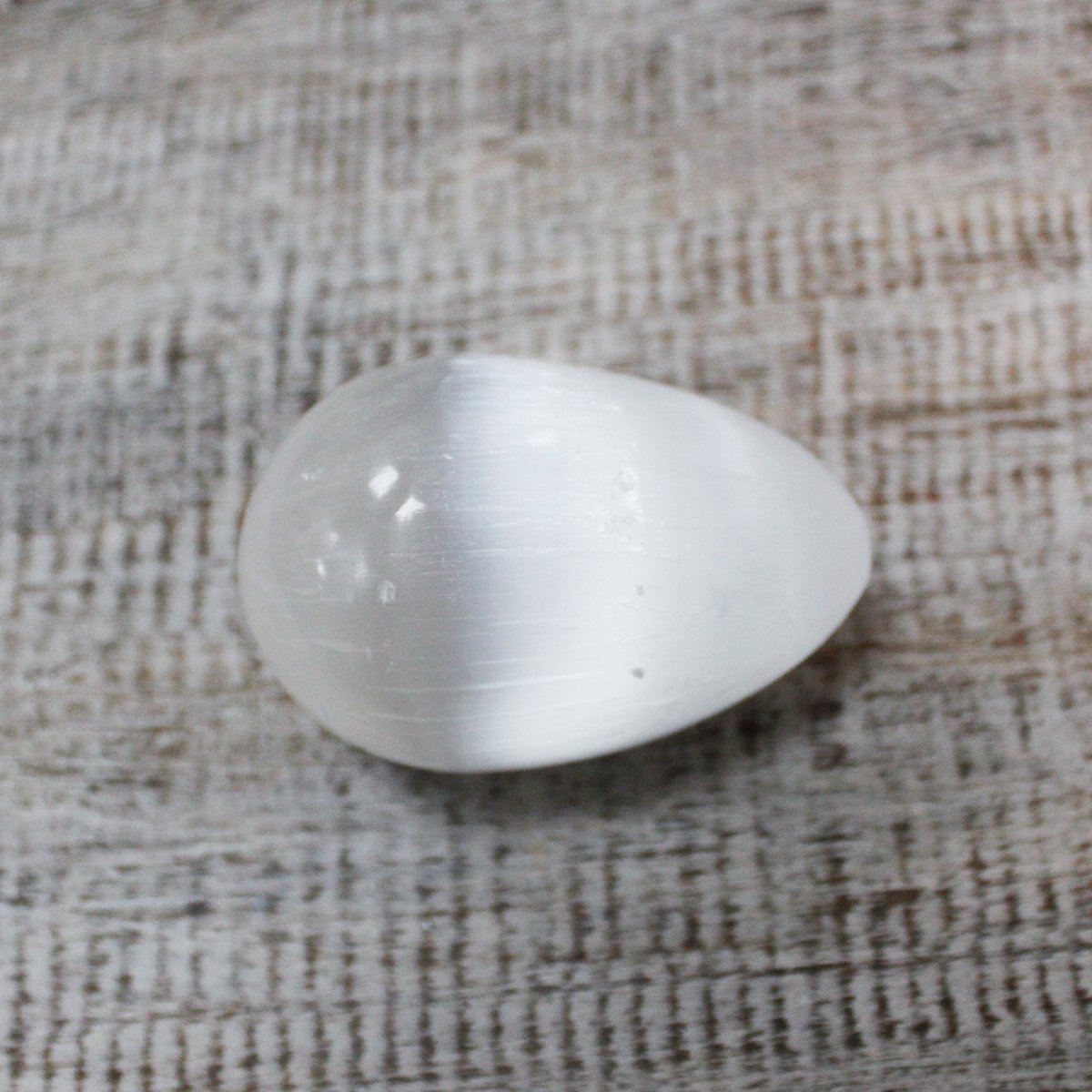 Selenite Egg – 5 – 6 cm Selenite Egg – 5 – 6 cm