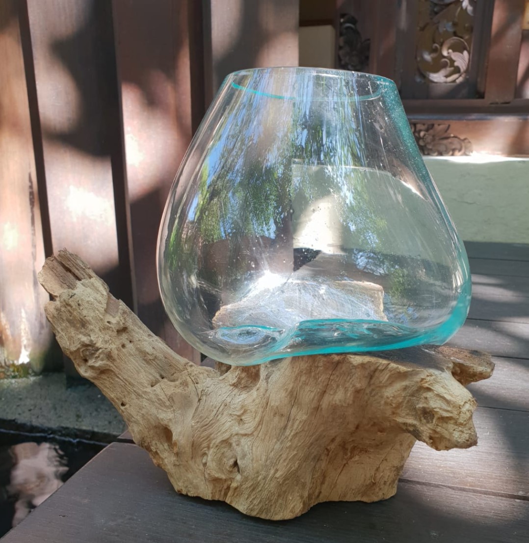 Molten Glass on Wood – Large Bowl Molten Glass on Wood – Large Bowl
